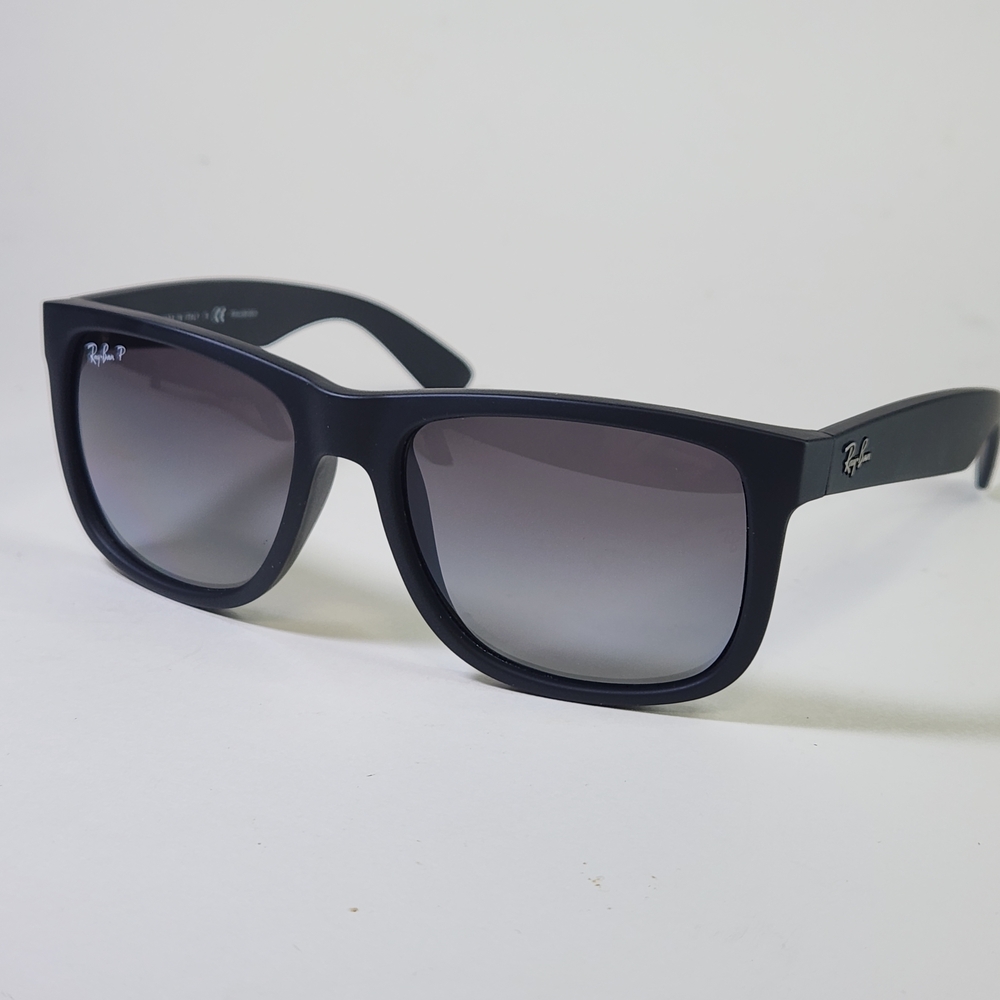 Ray-Ban Justin Polarized Sunglasses RB4165. Black Shades.
